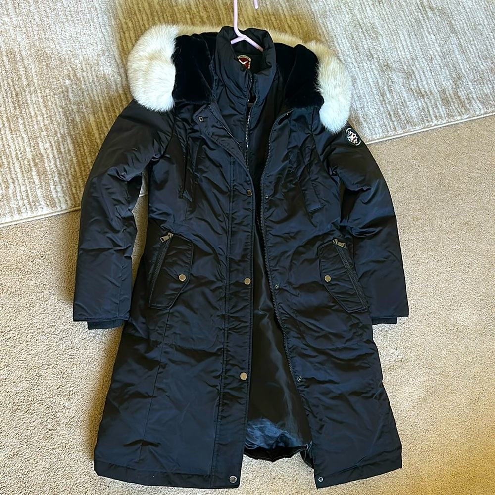 Madison women’s down parka jacket medium